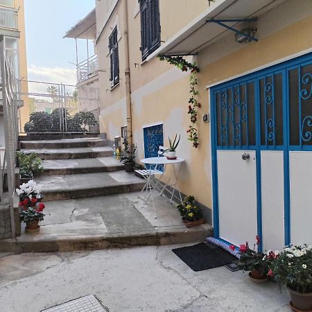 La Tavernetta Del Peo Casa Vacanze 圣雷默 外观 照片